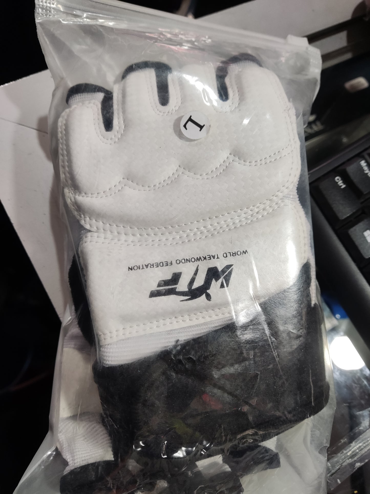 GUANTES TAEKWONDO - 1611